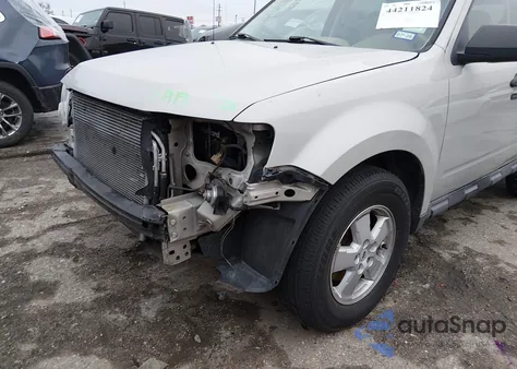 2009 Ford Escape Xlt from USA, damaged, VIN 1FMCU03G59KA44678